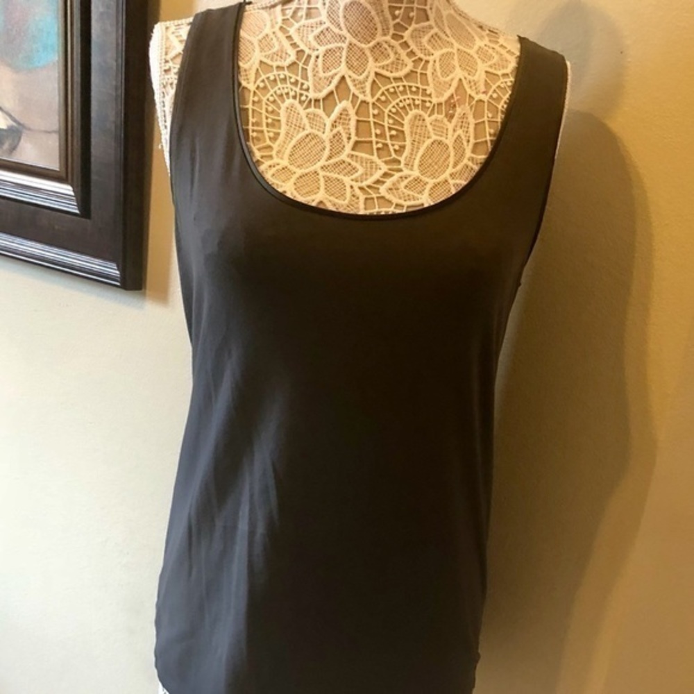 🌸CLEARANCE - Ann Taylor Tank - C5💕